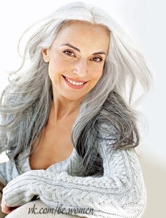 Модель, фотограф и дизайнер Ясмина Росси - пример для подражания. В 58 она выглядит великолепно!