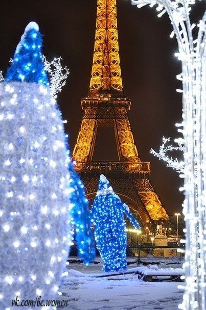Праздничный Париж