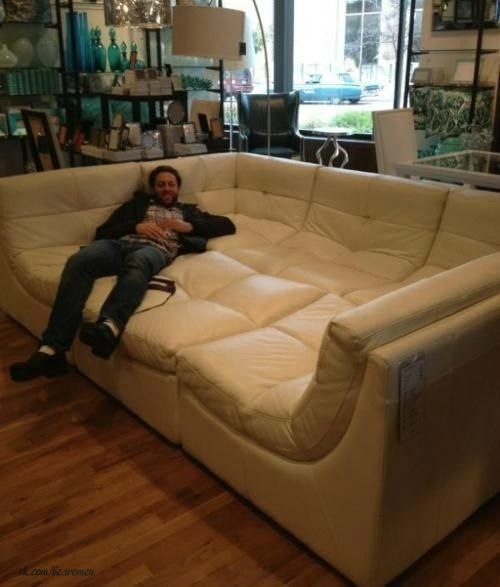 Вот это диван!