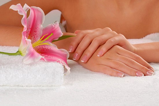 Крепкие ногти и красивые руки должна иметь каждая женщина. Предлагаем ванночки для укрепления ногтей.