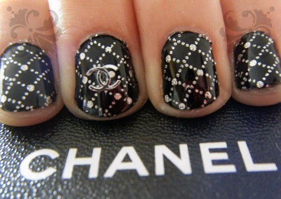 Ногти Chanel
