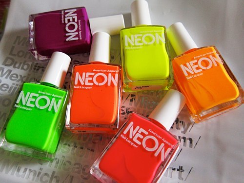 Неоновая коллекция лаков «Neon Collection»