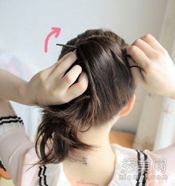 Как заколоть волосы «китайской палочкой»